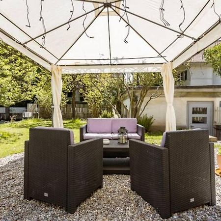 Max Aviation Villa & Apartments Bern Kültér fotó