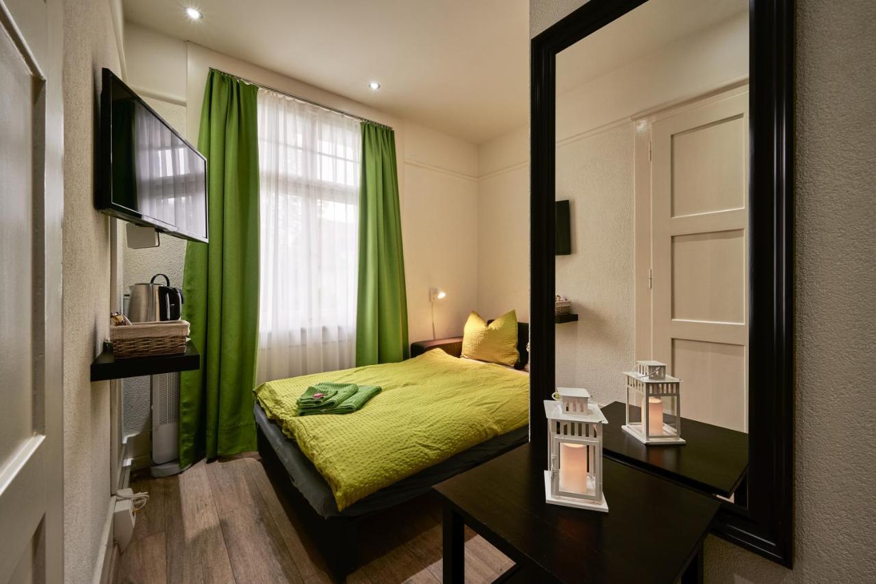 Max Aviation Villa & Apartments Bern Kültér fotó
