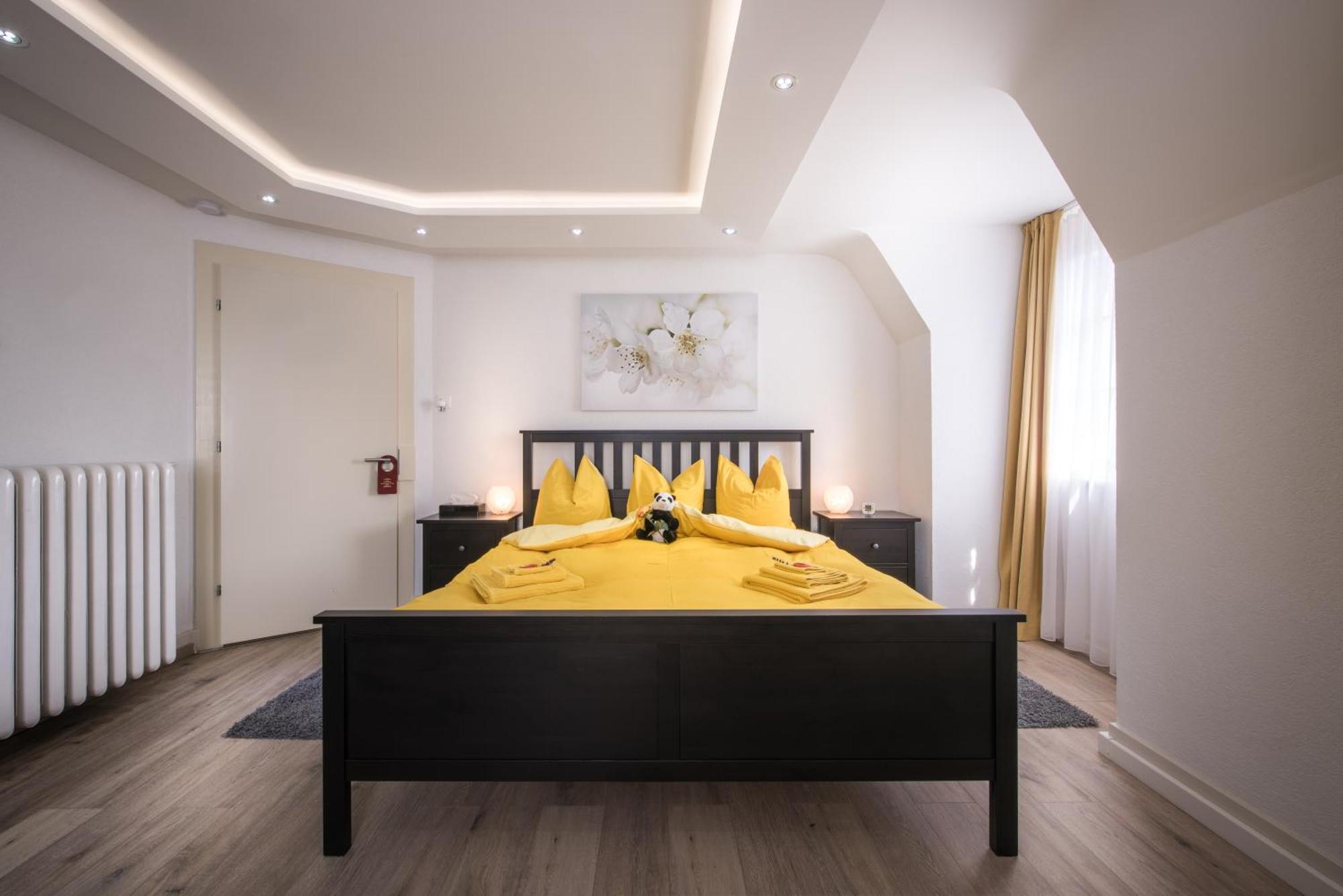 Max Aviation Villa & Apartments Bern Kültér fotó