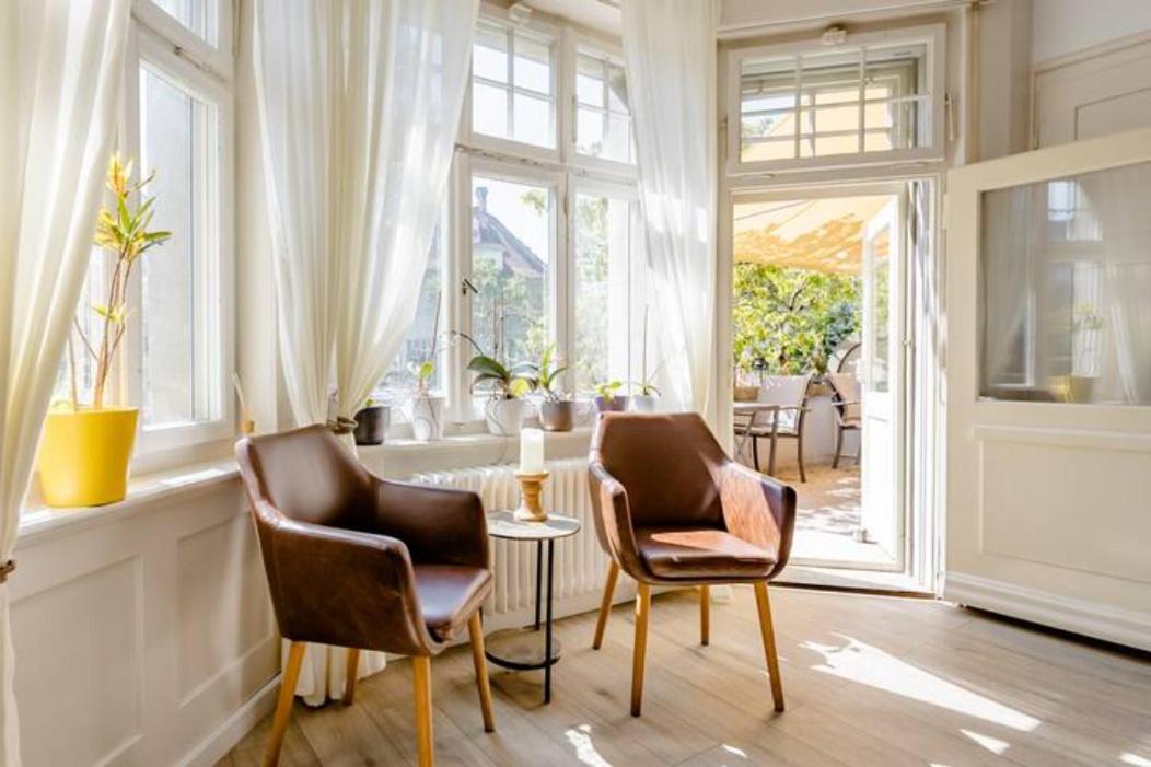 Max Aviation Villa & Apartments Bern Kültér fotó