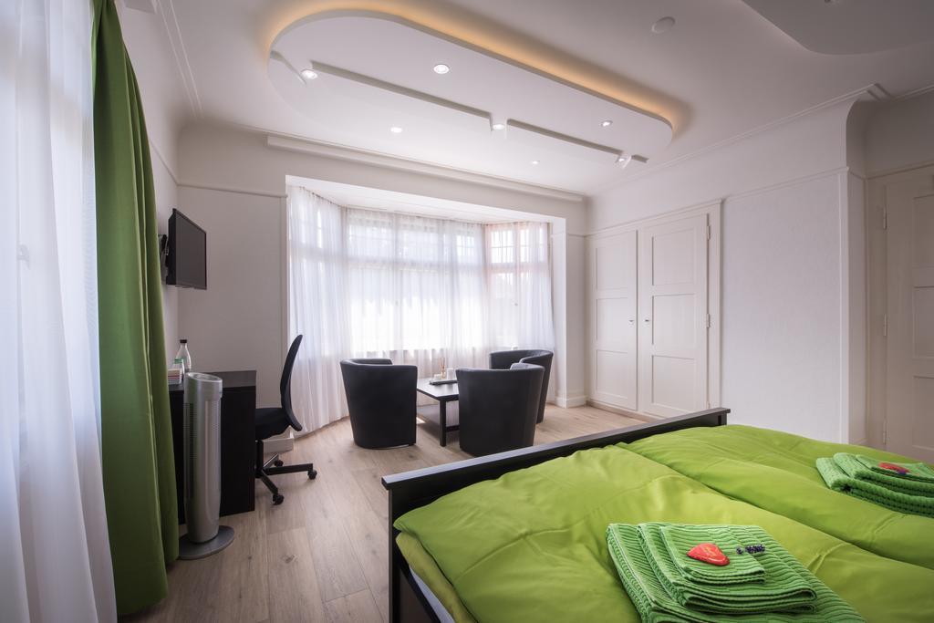 Max Aviation Villa & Apartments Bern Kültér fotó