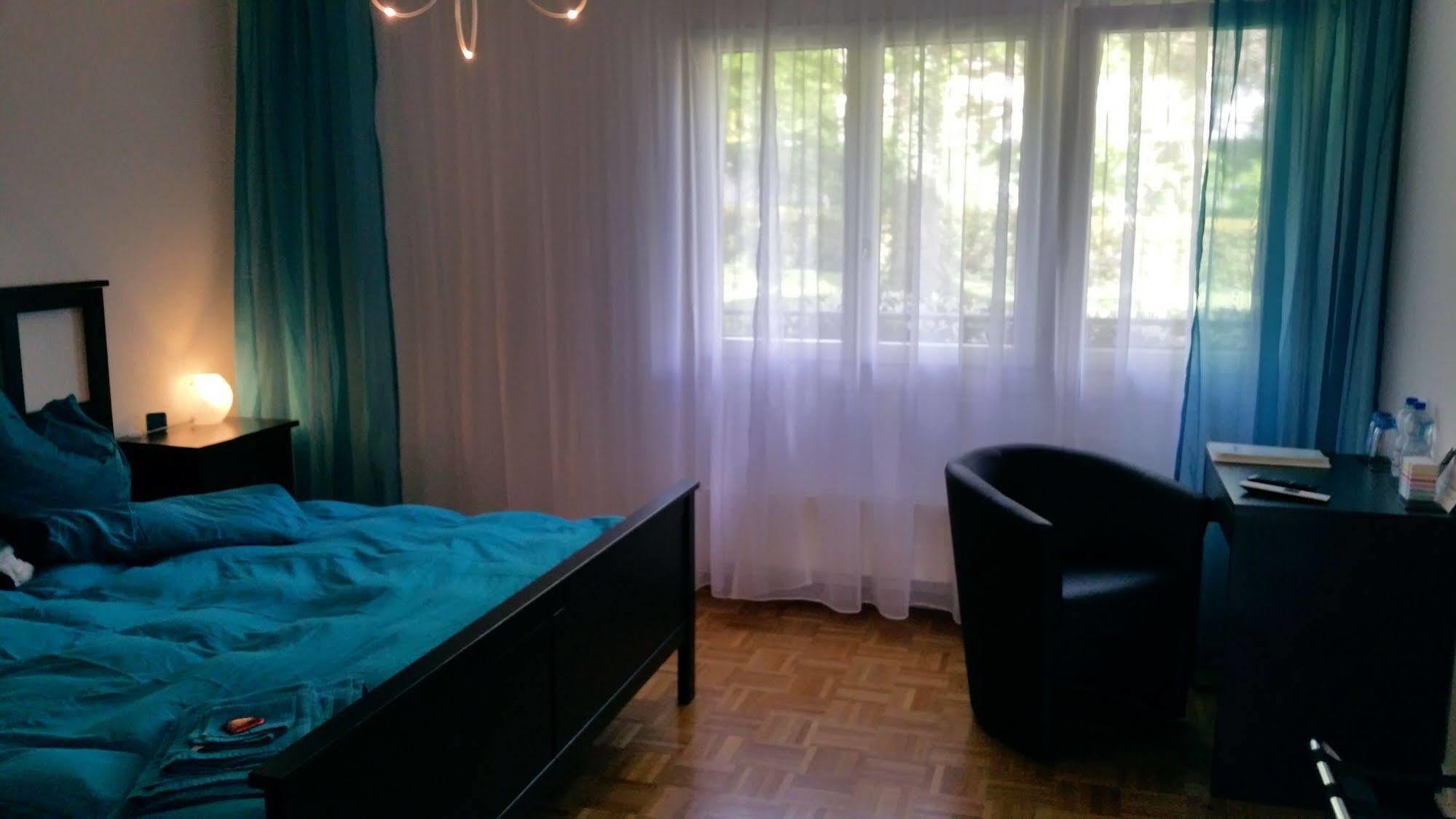 Max Aviation Villa & Apartments Bern Kültér fotó
